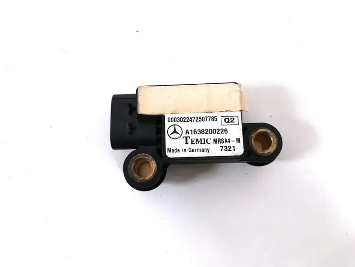 Mercedes-Benz ML W163 (1997 - 2005) A1638200226 Датчик удара SRS — фото 1