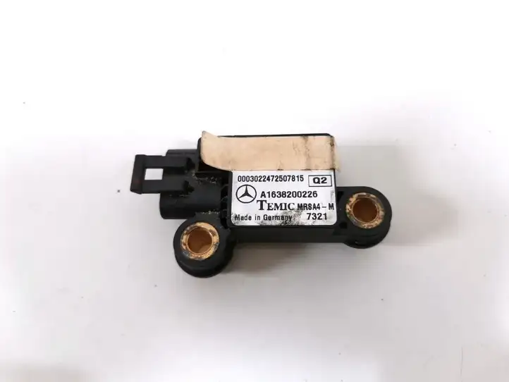 Mercedes-Benz ML W163 (1997 - 2005) A1638200226 Датчик удара SRS — фото 1