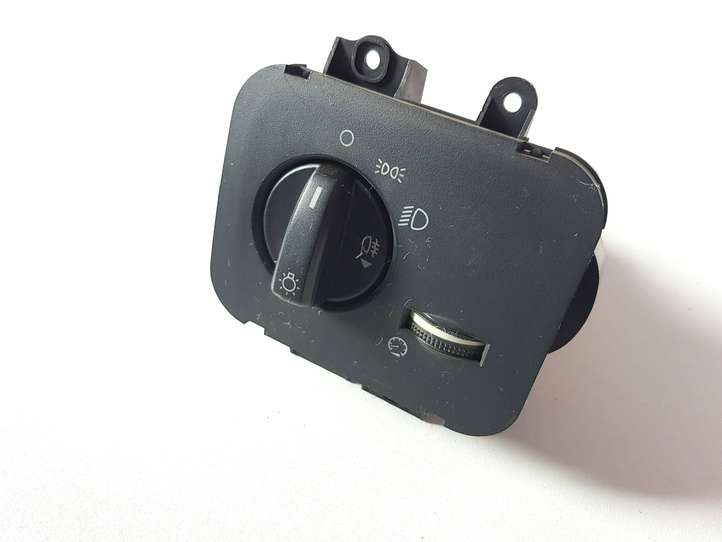 Land Rover Discovery (2004 - 2009)  YUD501200PVJ Включатель фонарей