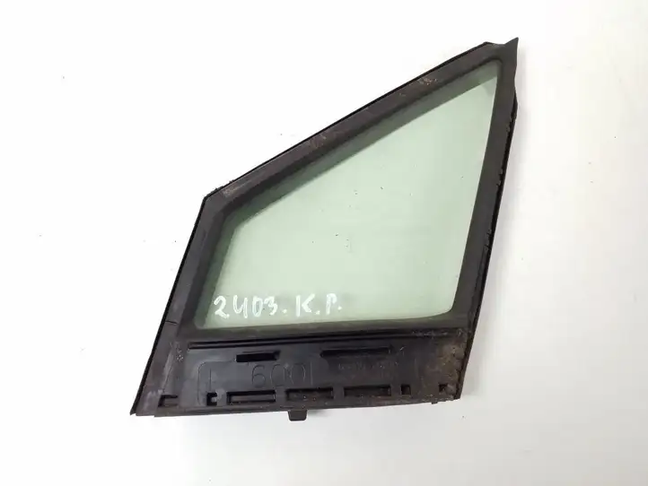 (2014 - 2017) 68126-78010 Форточка двери — фото 1