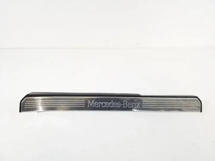 Mercedes-Benz S W221 (2005 - 2013) A2216800235 Внутренняя отделка переднего порога — фото 1
