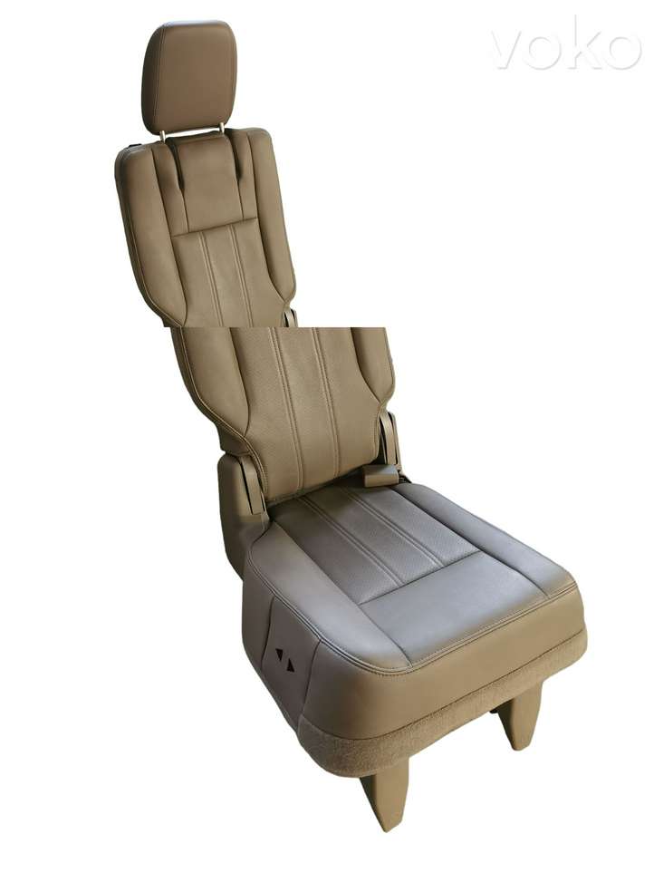 Chrysler Town and Country (2010 - 2016)   Заднее сиденье