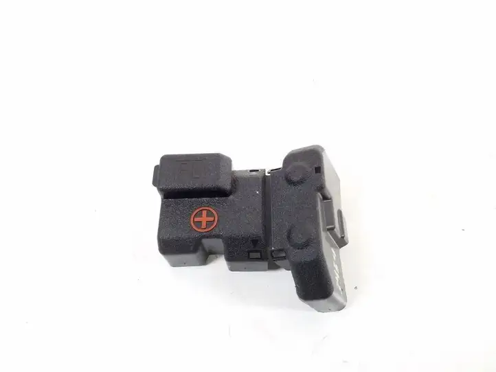 Toyota Land Cruiser (J150) (2009 - ) 82621-60041 Крышка ящика аккумулятора — фото 1