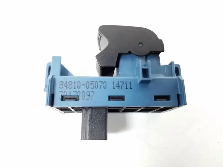 Toyota Avensis T270 (2009 - 2012) 84810-05070 Блок кнопок стеклоподъемников — фото 2
