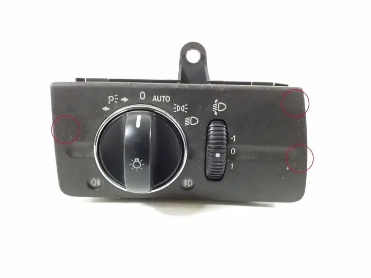 Mercedes-Benz E W211 (2002 - 2009) A2115450904 Включатель фонарей — фото 1