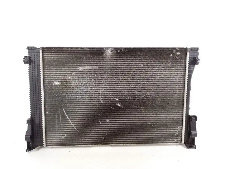 Mercedes-Benz C W204 (2007 - 2014) A2045002803 Радиатор охлаждающей жидкости двигателя — фото 3