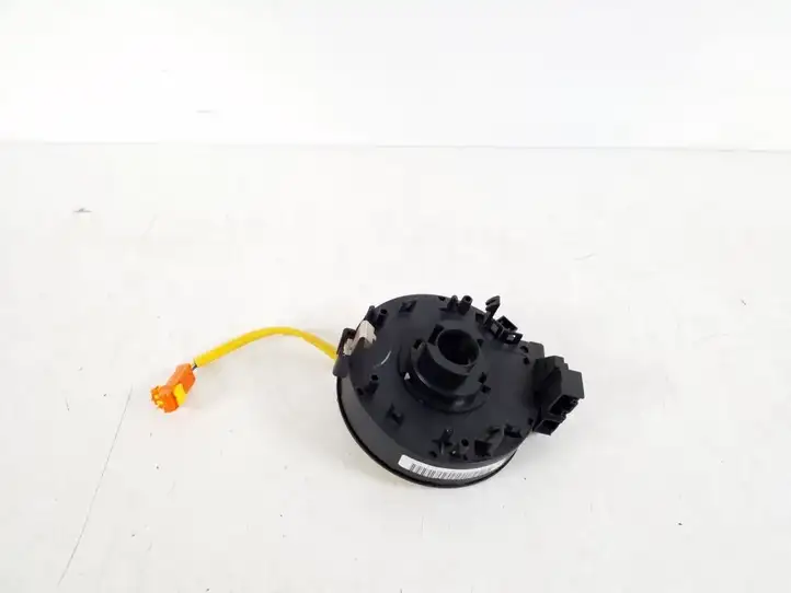 Toyota Corolla E120 E130 (2000 - 2004) 84306-02061 Контактное кольцо SRS — фото 2