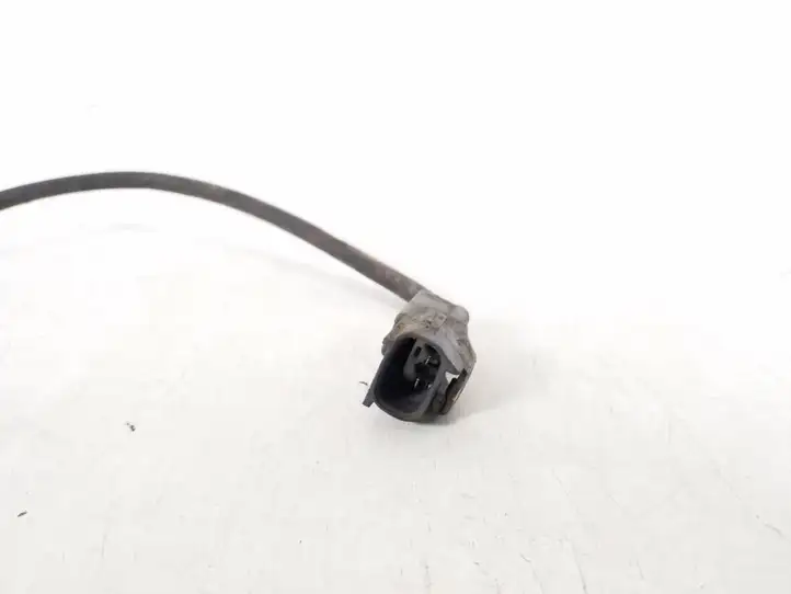 Toyota Corolla E120 E130 (2004 - 2007) 90919-05030 Датчик коленвала — фото 3