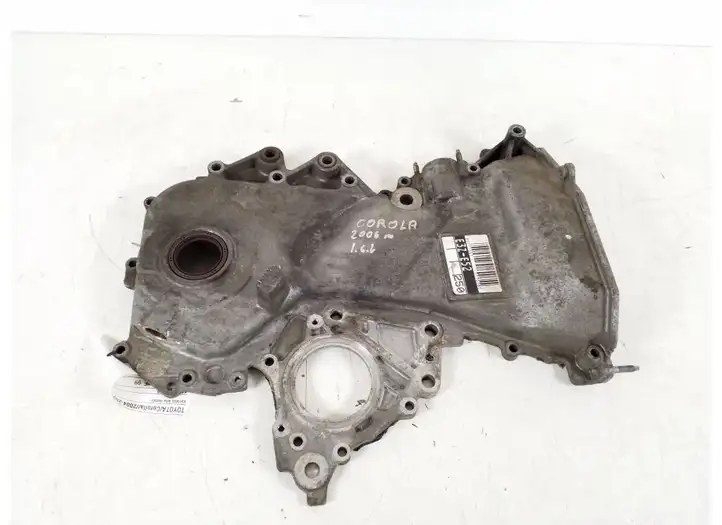 Toyota Corolla E120 E130 (2004 - 2007) 11321-0D020 Другая деталь двигателя — фото 1