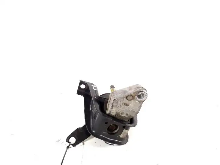 Toyota Corolla E120 E130 (2000 - 2004) 12305-0D050 Опора двигателя — фото 2