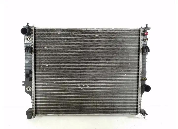 Mercedes-Benz ML W164 (2005 - 2011) A2515000304 Радиатор охлаждающей жидкости двигателя — фото 1