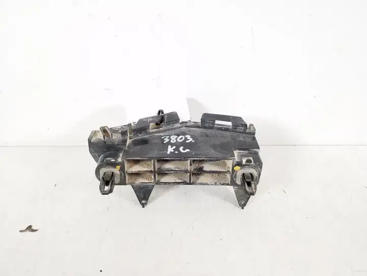 Toyota Avensis T270 (2009 - 2012) 52563-05040 Кронштейн заднего бампера — фото 2
