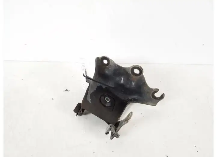 Toyota Avensis T270 (2009 - 2012) 44590-02130 Кронштейн блока ABS — фото 1