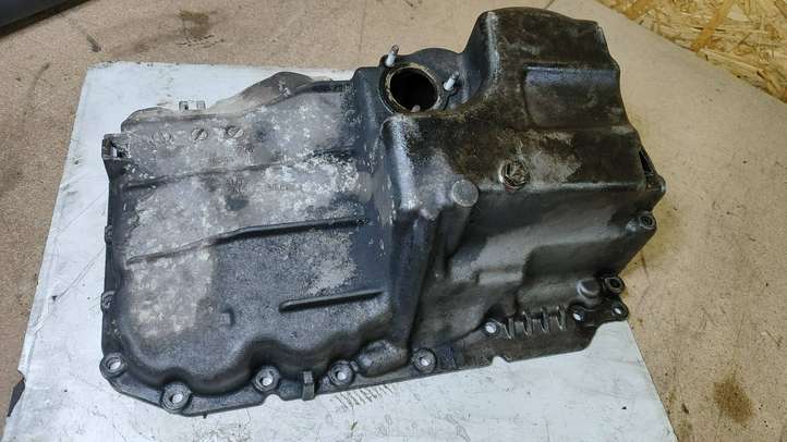 BMW 3 E90 E91 (2005 - 2012)  7797969 Картер