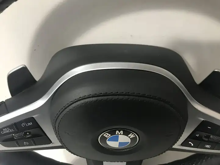 BMW 3 G20 G21 (2019 - ) Руль — фото 3