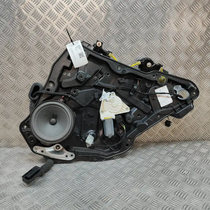 Mercedes-Benz CLA C117,X117,W117 (2013 - 2019) A1237660022 Стеклоподъемник передней двери (комплект) — фото 1