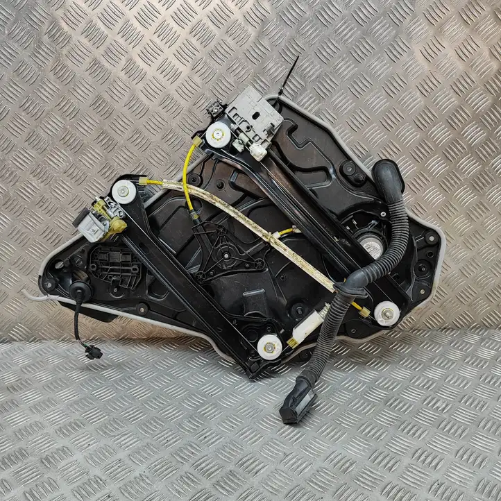 Mercedes-Benz CLA C117,X117,W117 (2013 - 2019) A1237660022 Стеклоподъемник передней двери (комплект) — фото 4
