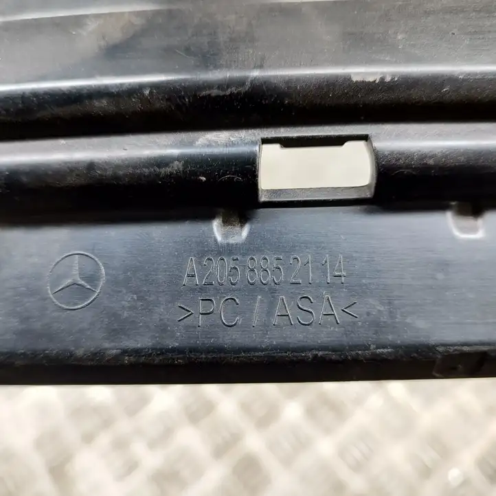 Mercedes-Benz C W205 (2014 - 2021) A2058852114 Кронштейн заднего бампера — фото 5