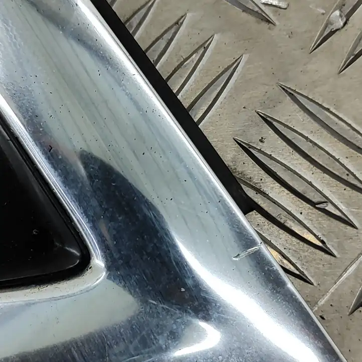 Tesla Model 3 (2017 - 2023) 108070300 Заднее боковое стекло — фото 7