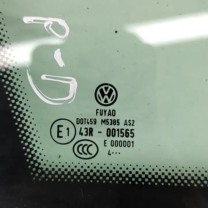 Volkswagen Golf VII (2013 - 2019) Форточка двери — фото 7