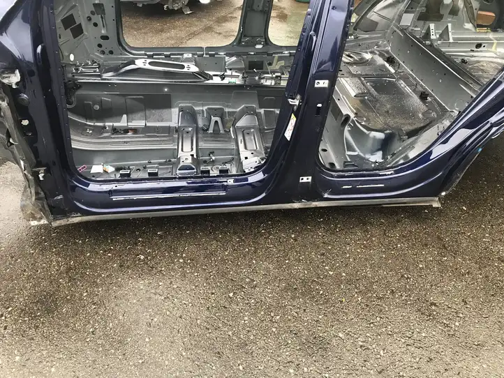 Audi Q5 SQ5 (2017 - ) Порог кузова — фото 1