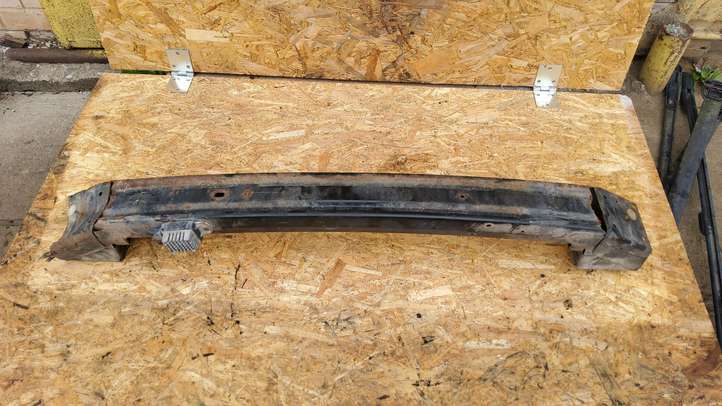Chrysler Town and Country (2000 - 2007)  04857882AA Усилитель переднего бампера