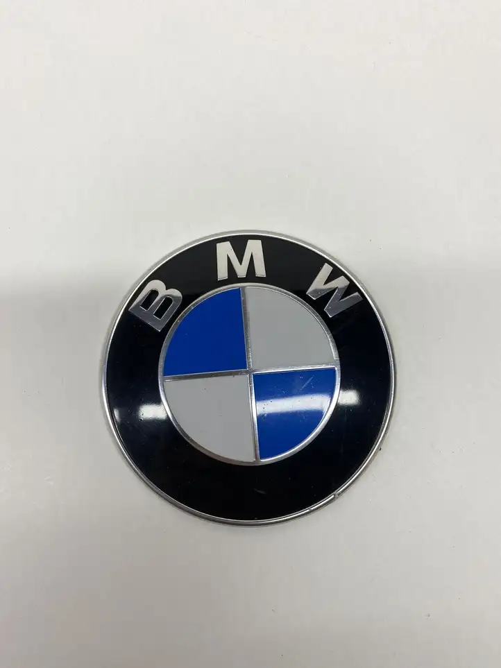 BMW 4 F36 Gran coupe (2014 - 2017) 7288752 Эмблема производителя — фото 1