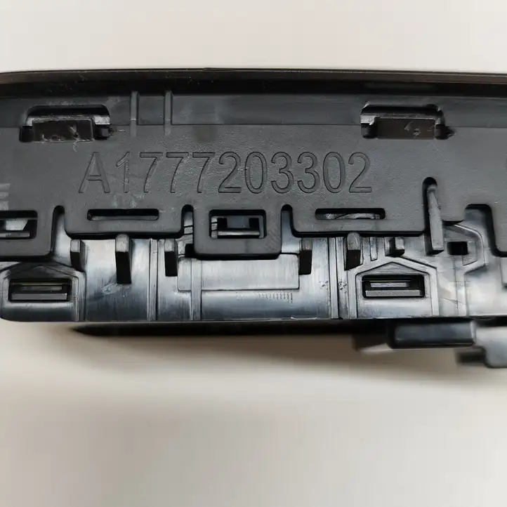 Mercedes-Benz A W177 (2018 - ) A1679050101 Блок кнопок стеклоподъемников — фото 6