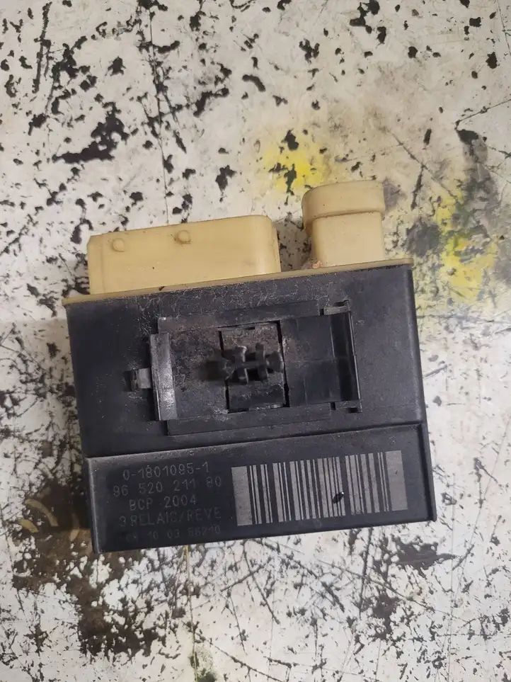 Citroen C5 (2008 - 2017) 9652021180 Другое реле — фото 1