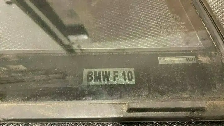 BMW 5 F10 F11 (2009 - 2016) 7311248 Форточка двери — фото 3