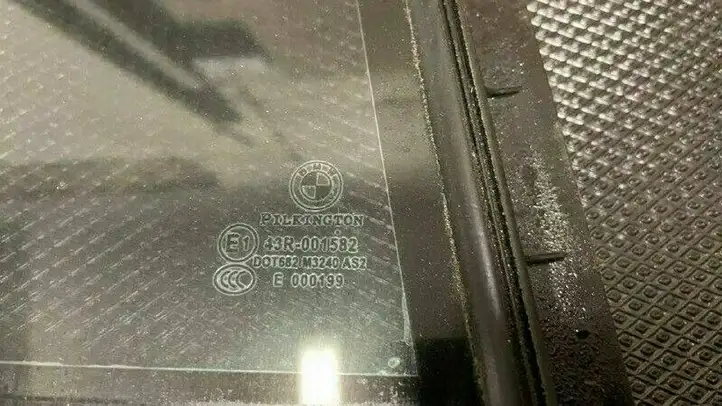 BMW 5 F10 F11 (2009 - 2016) 7311248 Форточка двери — фото 4