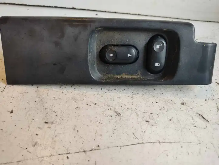Land Rover Freelander (2003 - 2006) EIP5000240 Кнопка стеклоподъемников — фото 1