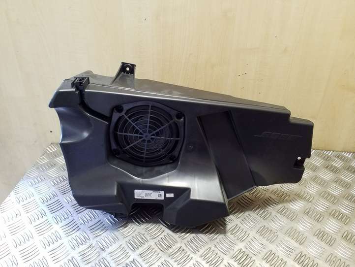 Audi TT (2010 - 2014)  8J8035382A Громкоговоритель низкой частоты