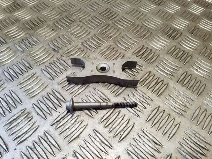 Audi TT (2010 - 2014)  03L216A Держатель жиклера (форсунки)