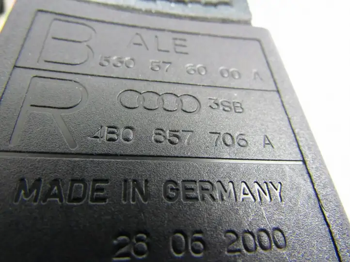 Audi A6 S6 C5 4B (1997 - 2001) Передний ремень безопасности — фото 3