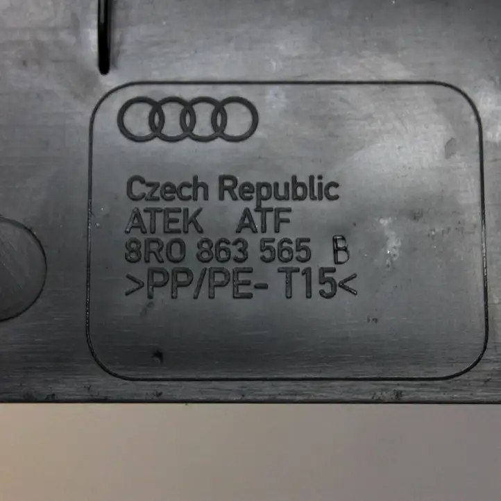Audi Q5 SQ5 (2012 - 2017) 8R0863565B Крышка ящика аккумулятора — фото 8