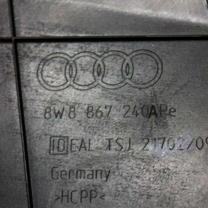 Audi A5 (2016 - ) 8W8867240A Верхняя обшивка стойки B — фото 5