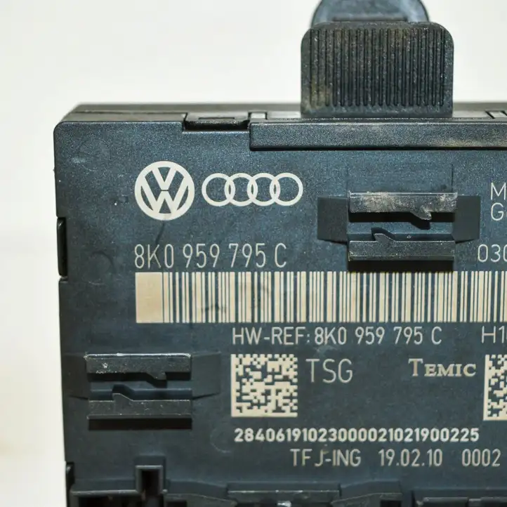 Audi Q5 SQ5 (2008 - 2012) 8K0959795C Блок управления дверью — фото 5