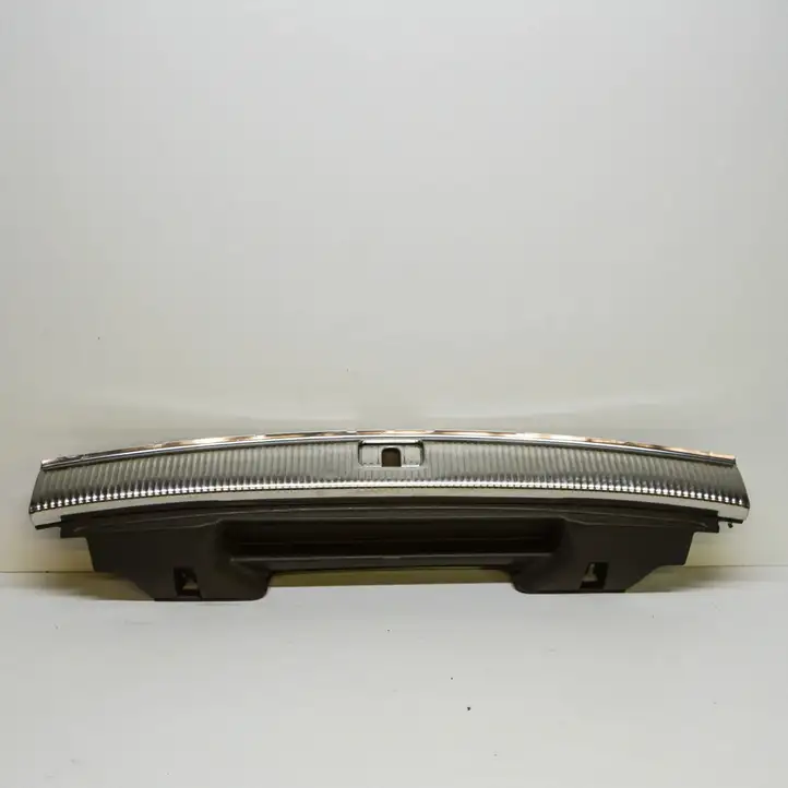 Audi Q5 SQ5 (2008 - 2012) 8R0864513C Отделка порога багажника — фото 1
