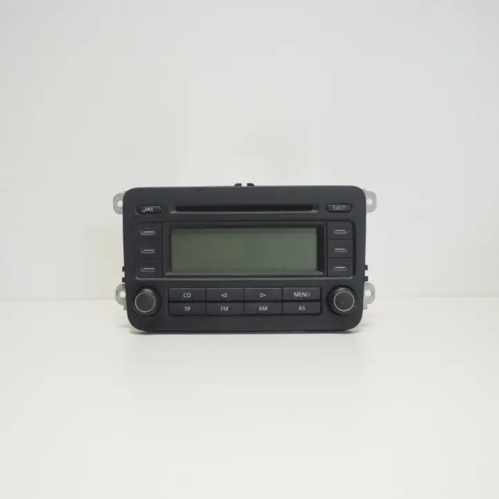 Volkswagen Golf Plus (2004 - 2008) 5M0035186A Магнитола / мультимедийная система — фото 1