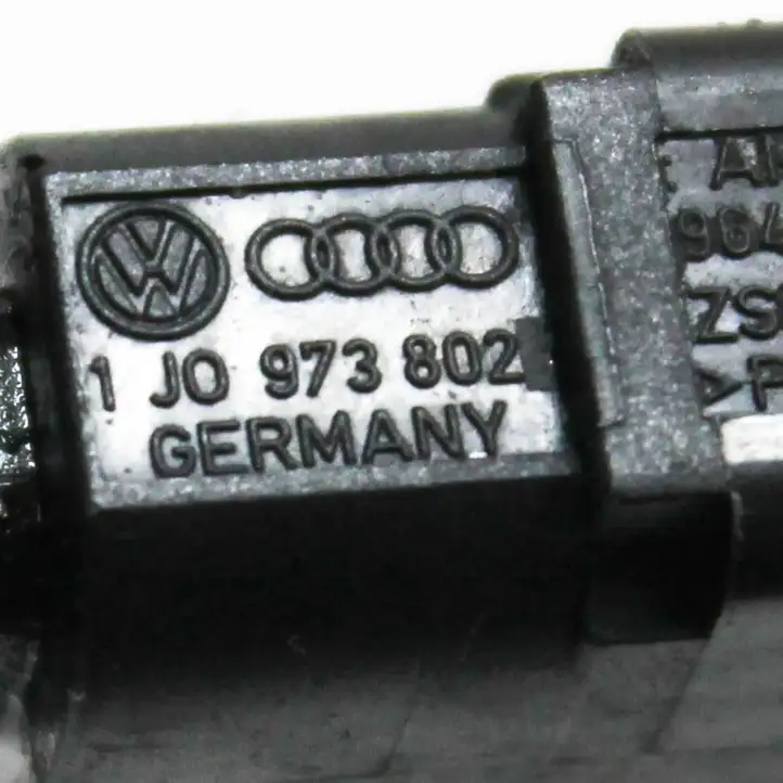 Volkswagen Tiguan (2007 - 2011) 1J097380203L906088BE Датчик температуры масла — фото 3