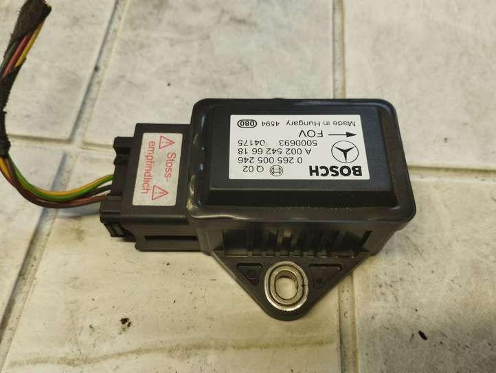 Mercedes-Benz Sprinter W901 W902 W903 W904 (1995 - 2007)  A0025426618 Датчик ESP (системы стабильности) (датчик курсовой устойчивости))