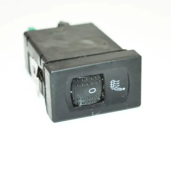 Volkswagen PASSAT B5.5 (2001 - 2005) 3B0963563C Кнопка фаркопа в багажнике — фото 1