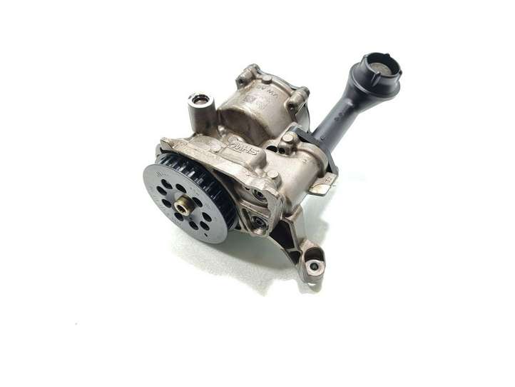Audi A3/S3 8V (2012 - 2016)  04L145208H Масляный насос