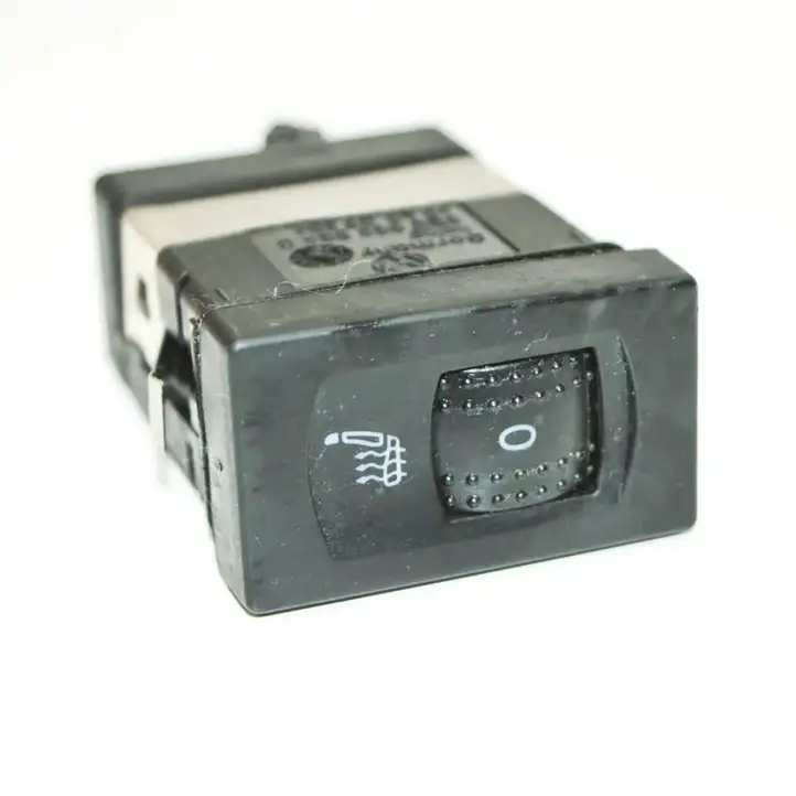 Volkswagen PASSAT B5.5 (2001 - 2005) 3B0963564C Кнопка фаркопа в багажнике — фото 1