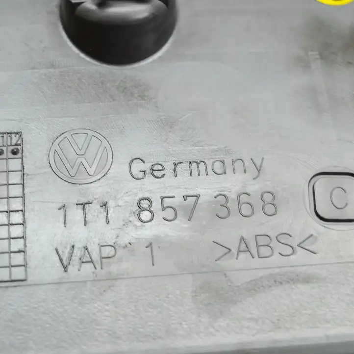 Volkswagen Touran I (2003 - 2010) 1T1857368C Прочие детали салона — фото 3