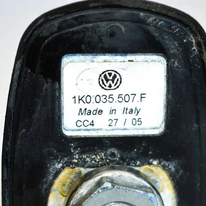 Volkswagen PASSAT B6 (2005 - 2010) 1K0035507F GPS антенна — фото 5