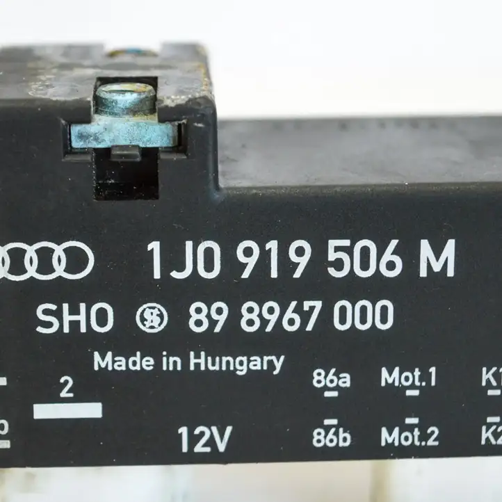 Audi A4 S4 B7 8E 8H (2004 - 2009) 1J0919506M Реле вентилятора охлаждения — фото 4
