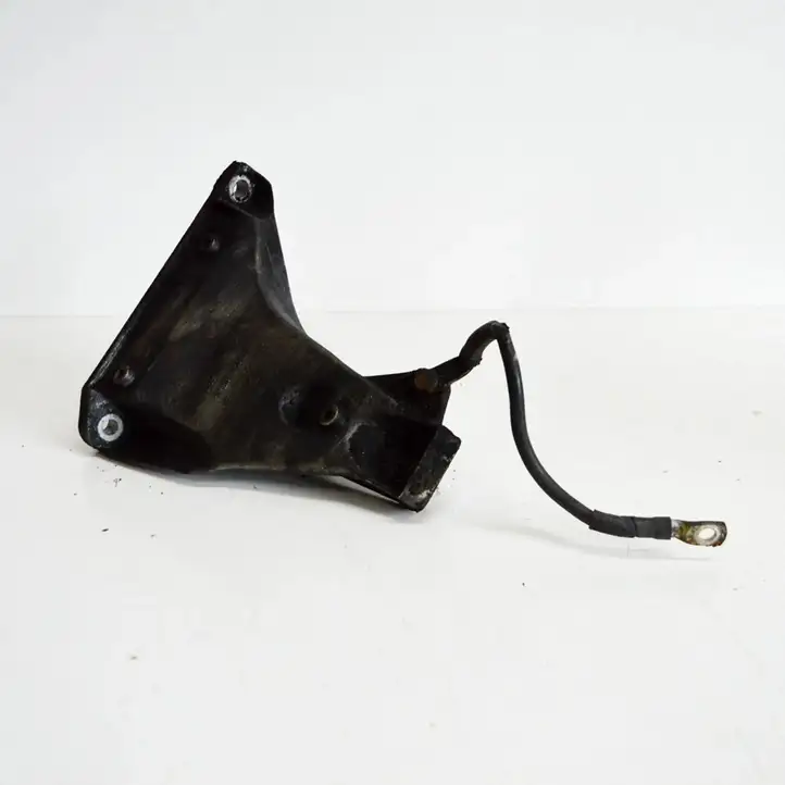 Volkswagen PASSAT B5.5 (2001 - 2005) 8D0199308AG Кронштейн двигателя — фото 2