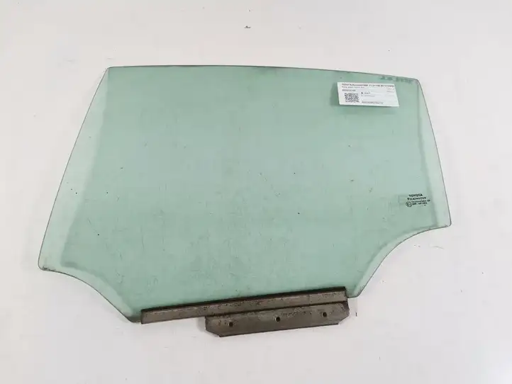 Toyota Avensis T270 (2009 - 2012) 68104-05140 Стекло задней двери — фото 2